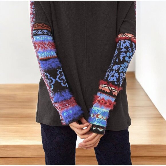 FREE PEOPLE ( XS ) OVERSIZED Relaxed Fit Waffle Knit Fur Sleeves - Picture 3 of 9